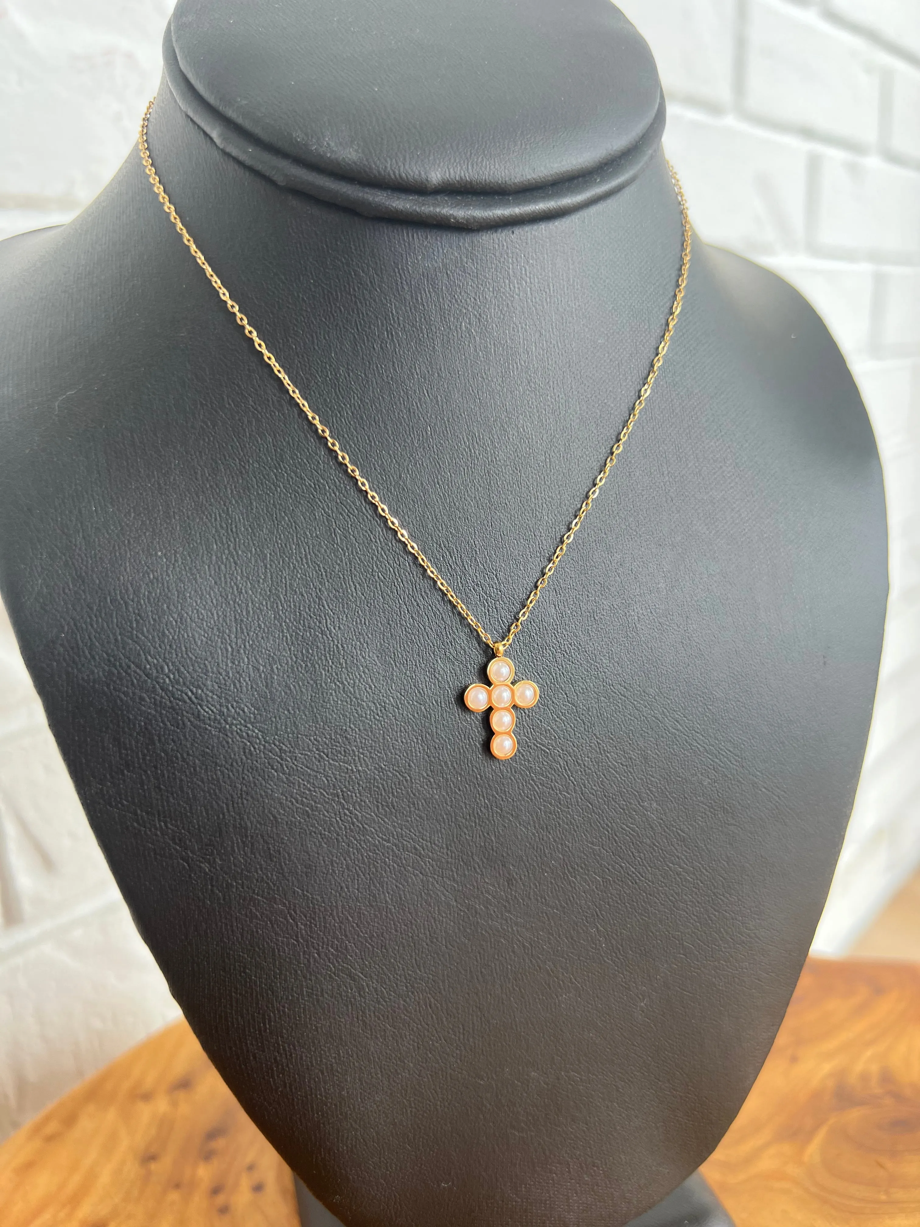 18K Dainty Pearl Cross Necklace