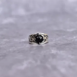 Celtic Noir - Black Onyx Ring