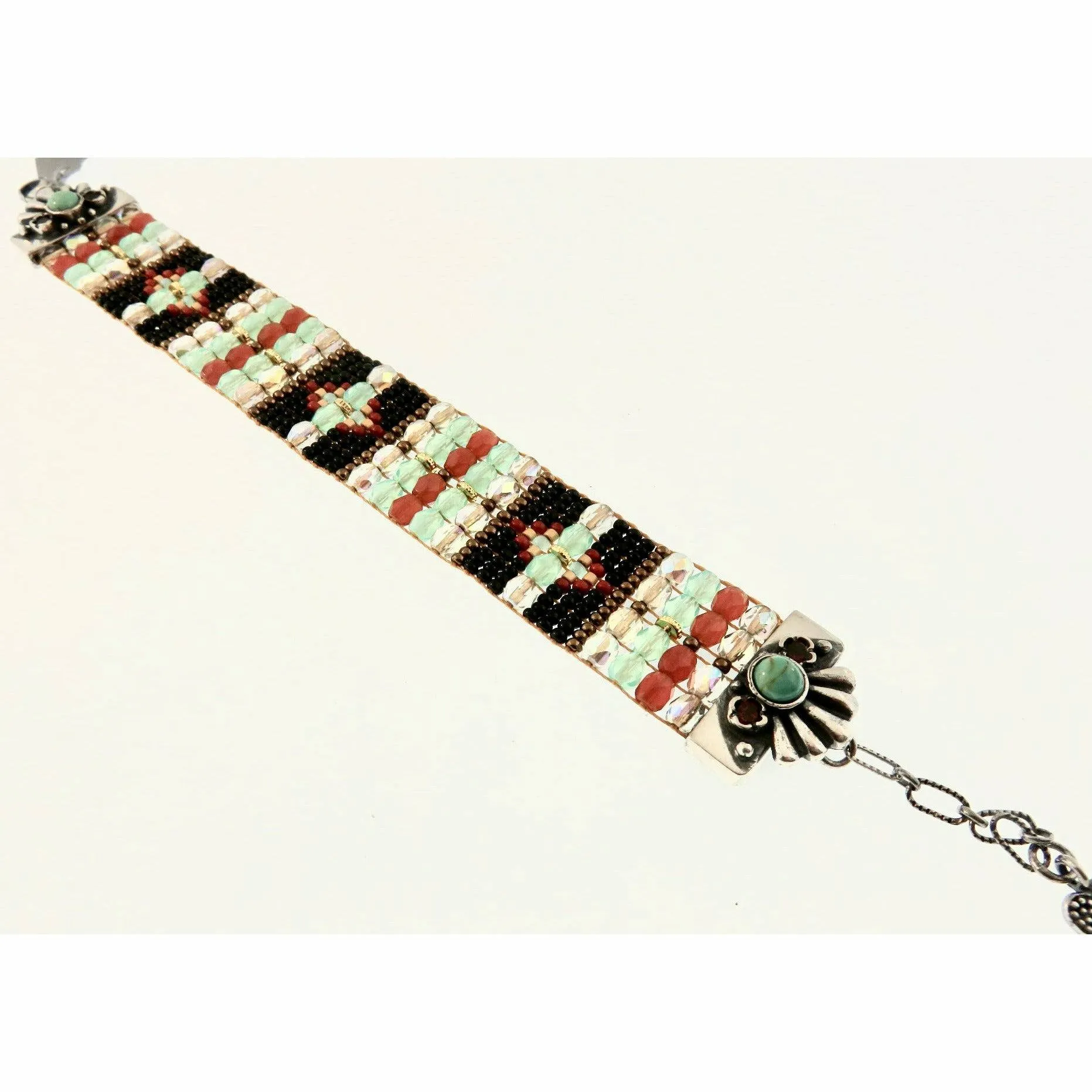 Chili Rose "Black Scales" Bracelet with Flower Gems