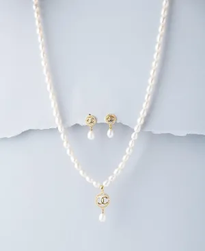 Classic Pearl Necklace Set