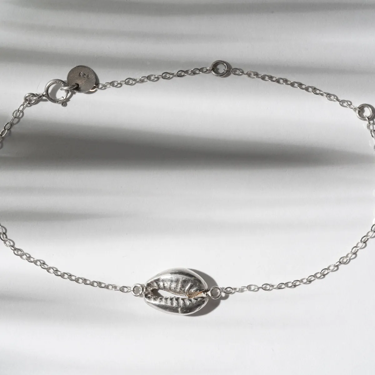 Concha Bracelet Silver