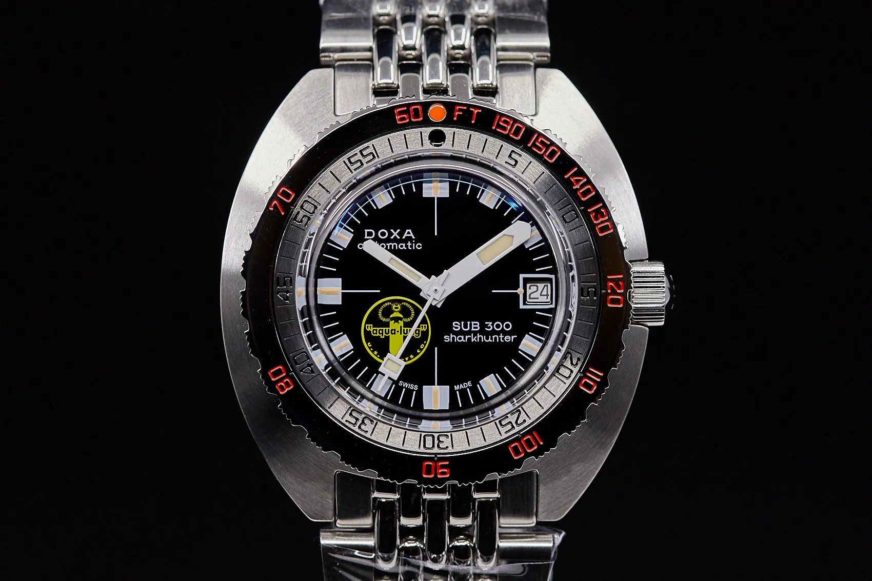 DOXA Sub 300 Sharkhunter 'Blacklung' Reissue