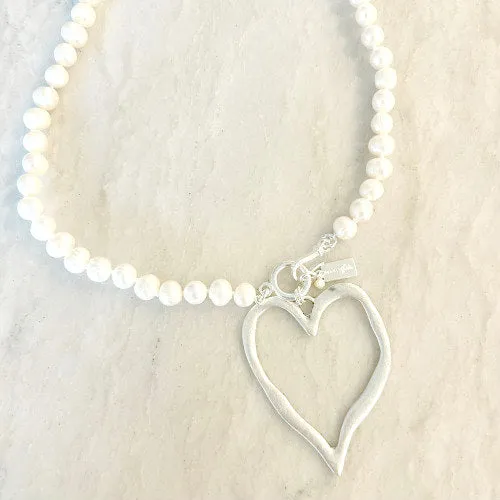 Harper Love pearl Necklace