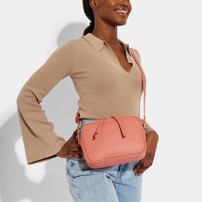 Isla Crossbody Bag in Coral KLB2630