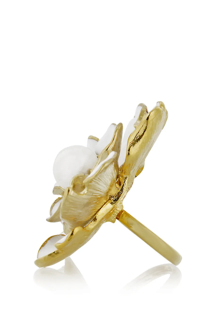 KENNETH JAY LANE CAMELIA White Flower Ring