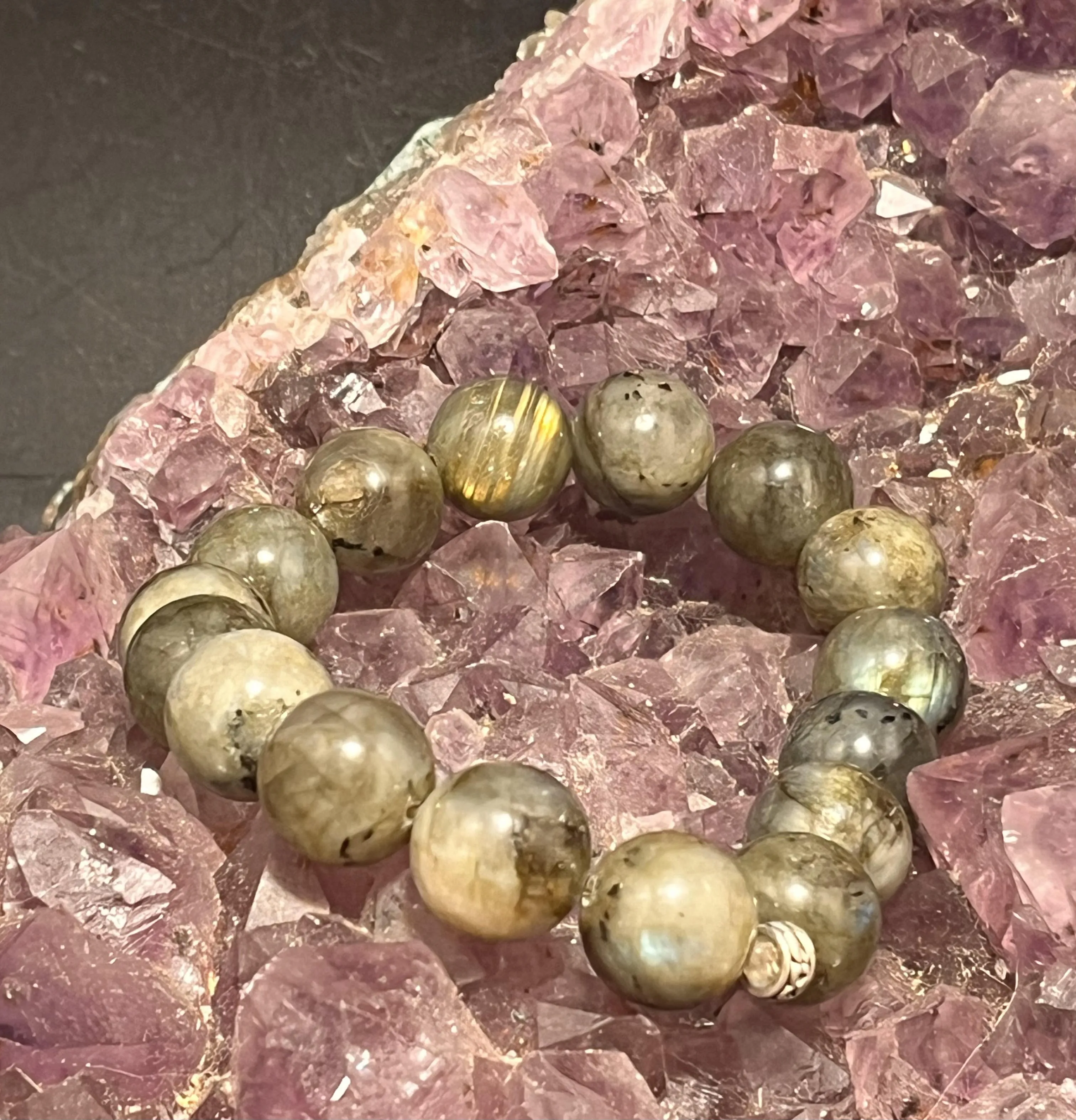 Labradorite 14 mm Stretchy Bracelet