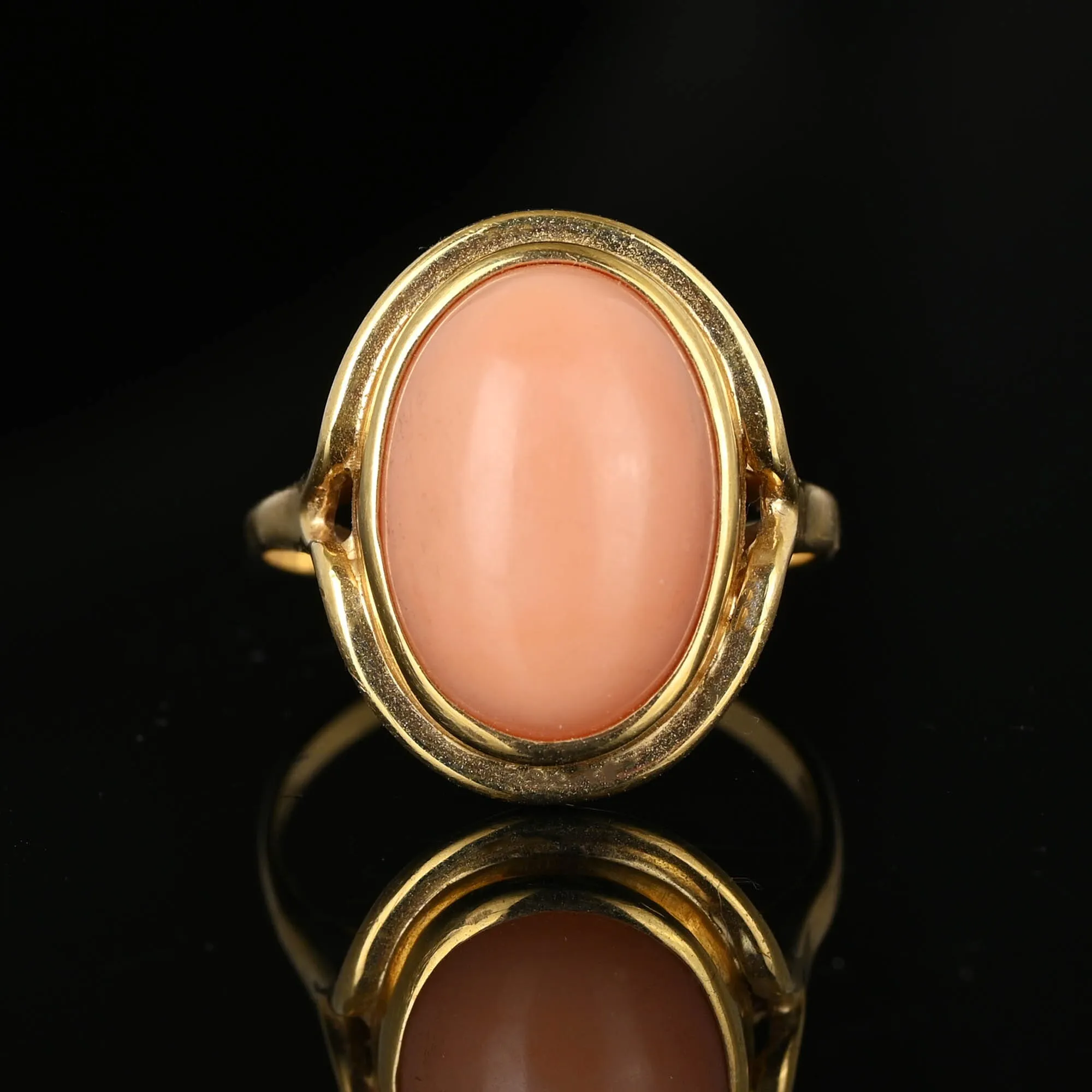 Mid Century Cabochon Salmon Coral Ring in 14K Gold