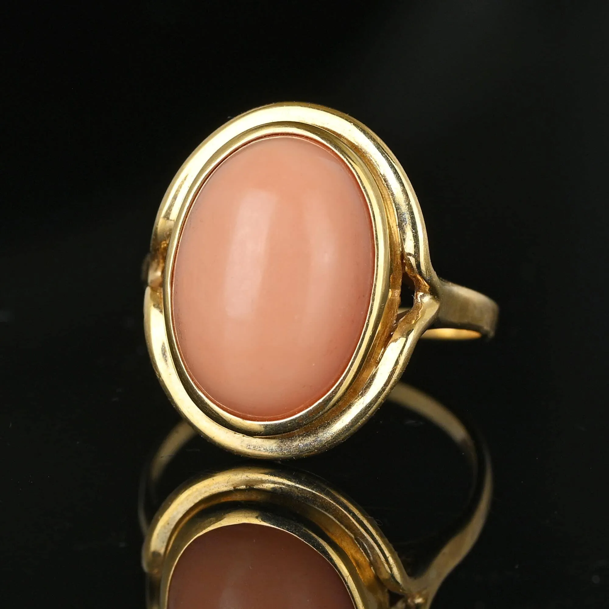 Mid Century Cabochon Salmon Coral Ring in 14K Gold