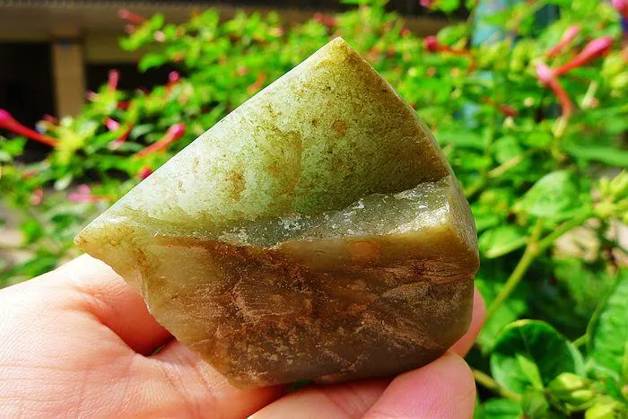 Natural Jade Rough Jadeite Raw (159g,5.1X4.6X4.2cm)