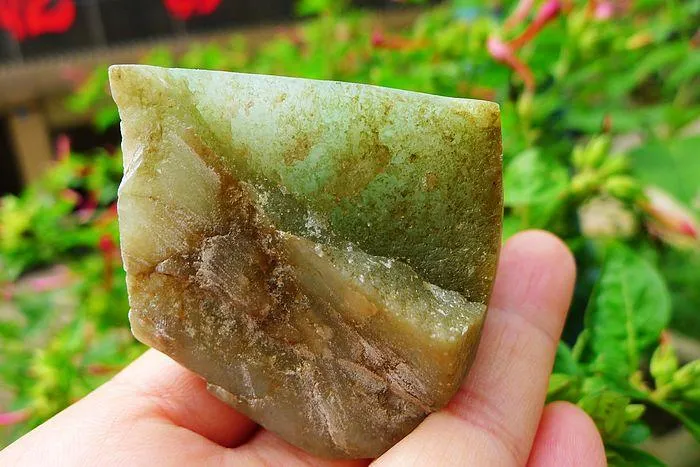 Natural Jade Rough Jadeite Raw (159g,5.1X4.6X4.2cm)