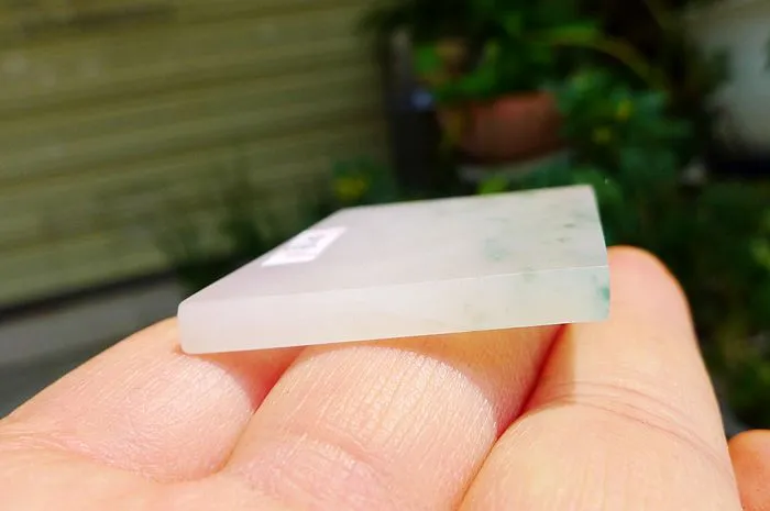 Natural Jade Rough Jadeite Raw (15g,3.5X3.3X0.43cm)