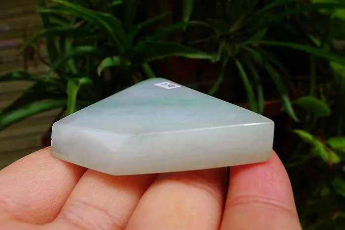 Natural Jade Rough Jadeite Raw (52g,6.6X5.2X0.8cm)