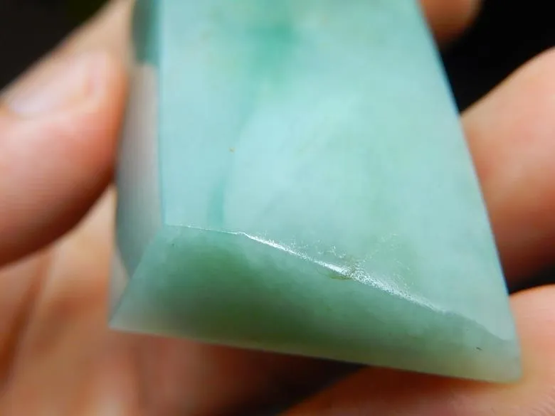 Natural Jade Rough Jadeite Raw (64g, 67X36X12.5mm)