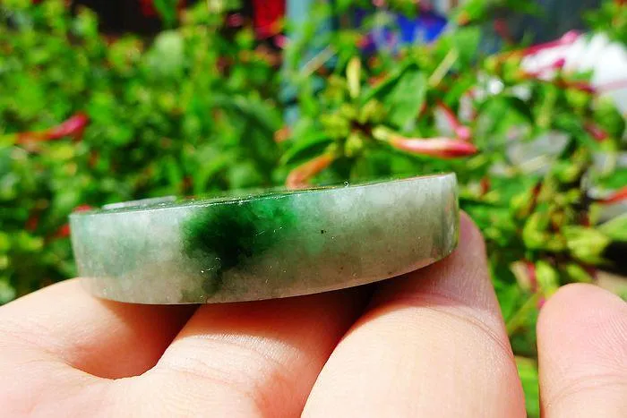 Natural Jade Rough Jadeite Raw (66g,5.3X0.85cm)