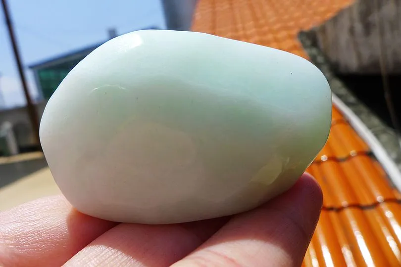 Natural Jade Rough Jadeite Raw (86g,5.8X3.4X2.2cm)