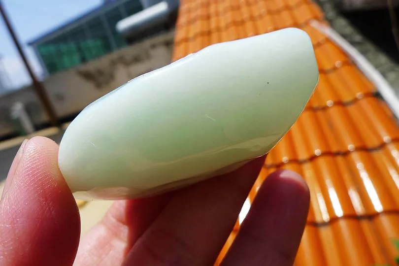 Natural Jade Rough Jadeite Raw (86g,5.8X3.4X2.2cm)