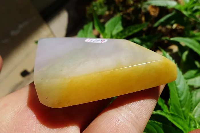 Natural Jade Rough Jadeite Raw (90g,8.3X4.7X1.2cm)