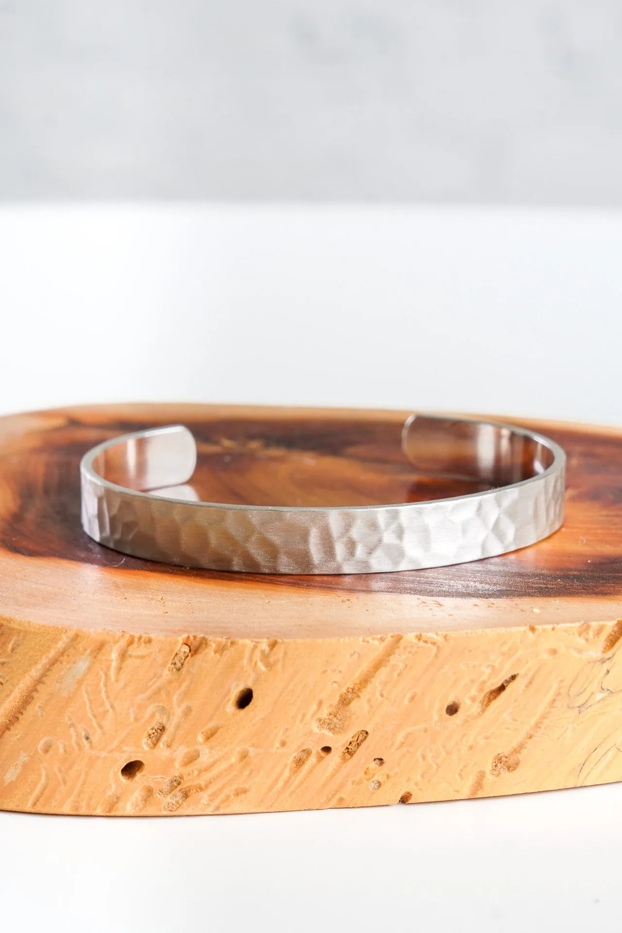 Noah Bracelet Cuff