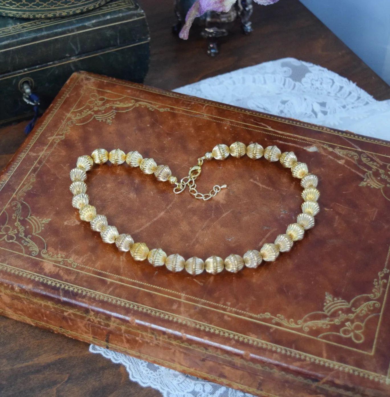 Renaissance Golden Fluted Bead Necklace