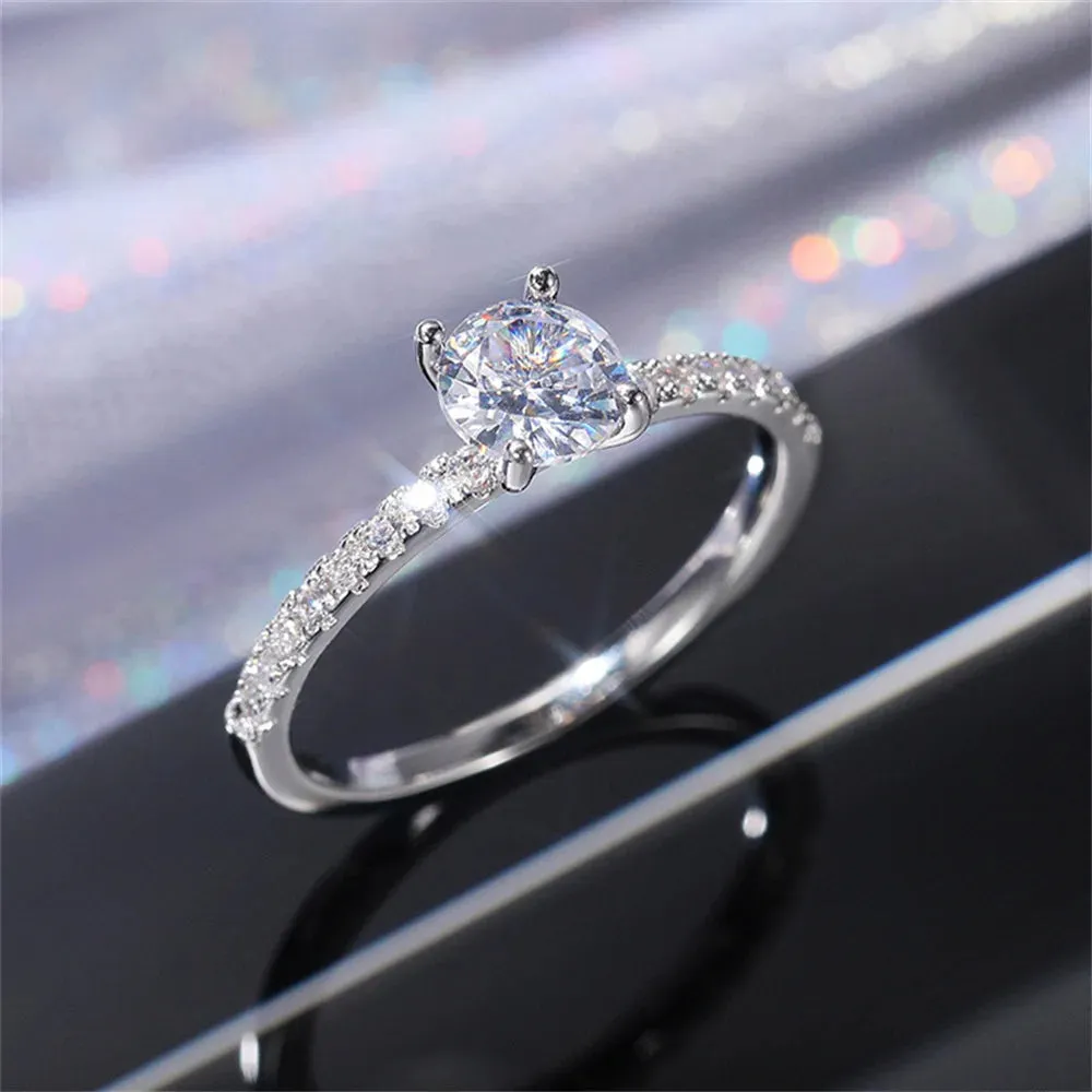 Stylish Women's Simulated Rhinestone Ring with Four-Claw Setting for Wedding